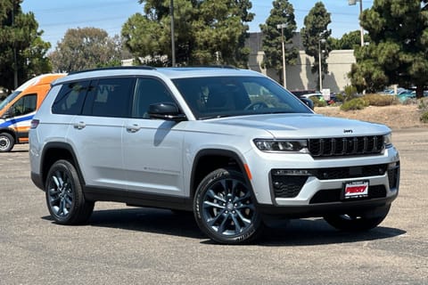 1 image of 2026 Jeep Grand Cherokee L Limited