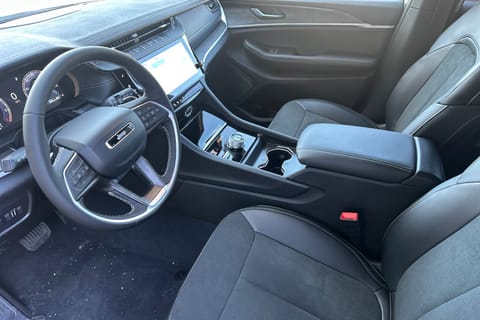 2026 Jeep Grand Cherokee Laredo