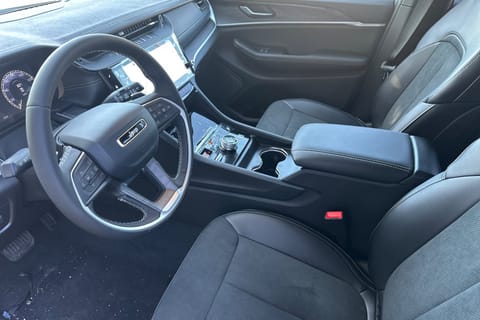2026 Jeep Grand Cherokee Laredo