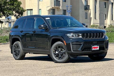 1 imagen de 2026 Jeep Grand Cherokee Laredo