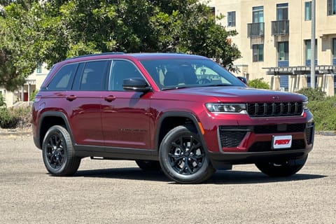 1 imagen de 2026 Jeep Grand Cherokee Laredo Altitude