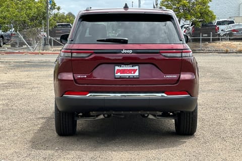 2026 Jeep Grand Cherokee Laredo X