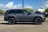 3 thumbnail image of  2026 Jeep Grand Cherokee Limited