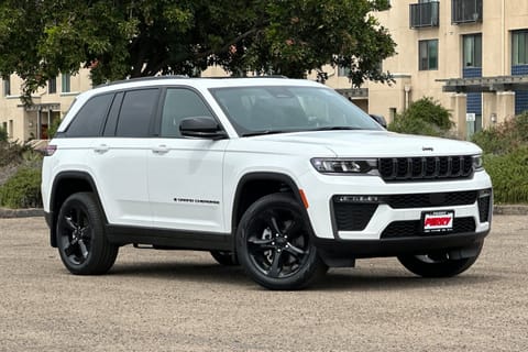 1 image of 2026 Jeep Grand Cherokee Limited