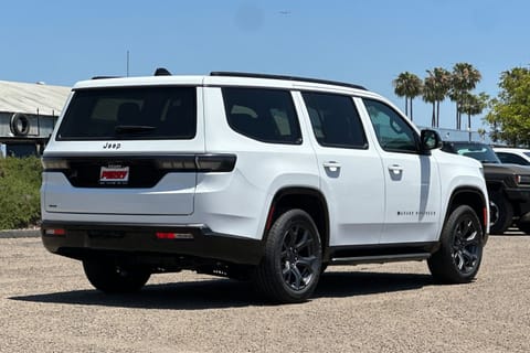 2026 Jeep Grand Wagoneer Limited Altitude