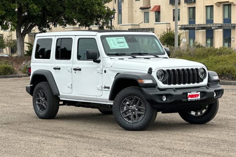 1 imagen de 2026 Jeep Wrangler Sport S