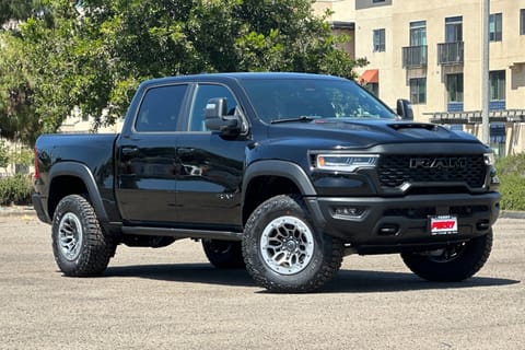 1 imagen de 2026 Ram 1500 RHO