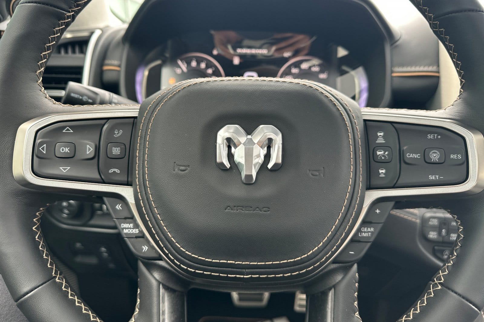 2026 RAM 1500 Tungsten - Photo 18