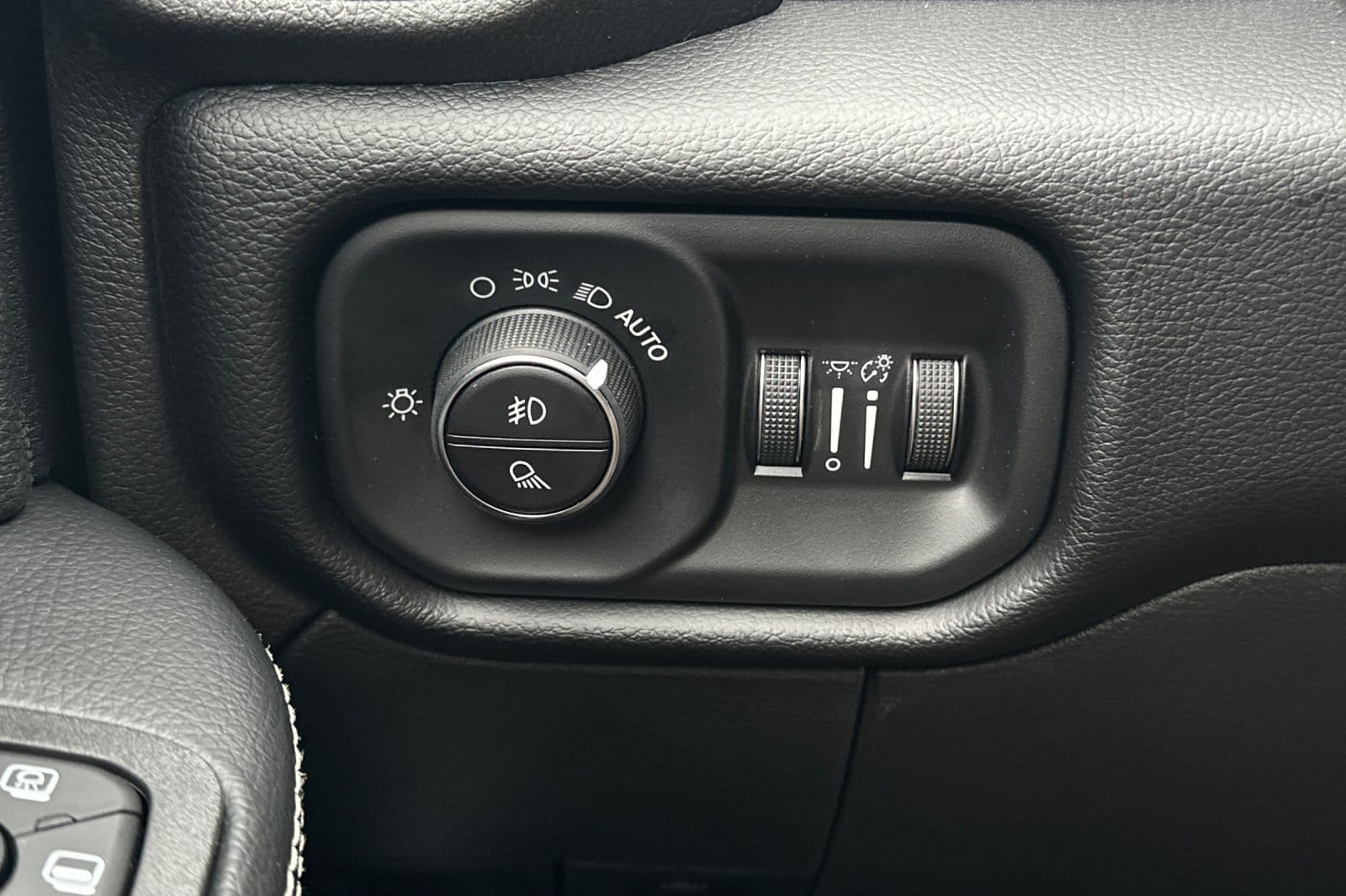 2026 RAM 2500 Laramie - Photo 20