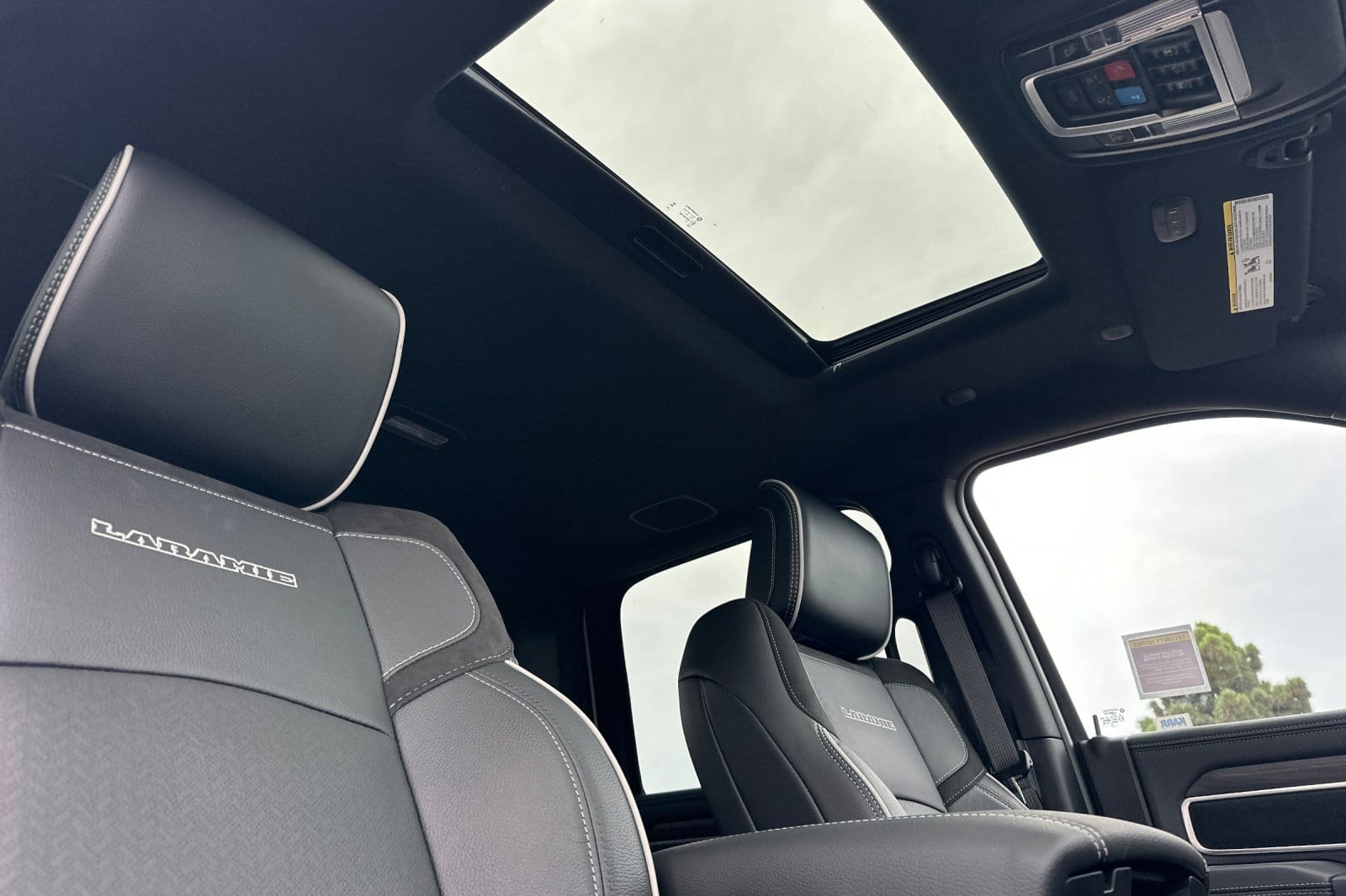 2026 RAM 2500 Laramie - Photo 11