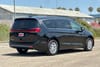 3 imagen en miniatura de 2027 Chrysler Pacifica Select