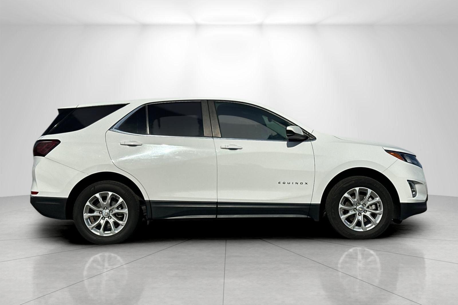 Used 2021 Chevrolet Equinox LT with VIN 2GNAXUEV8M6116286 for sale in National City, CA