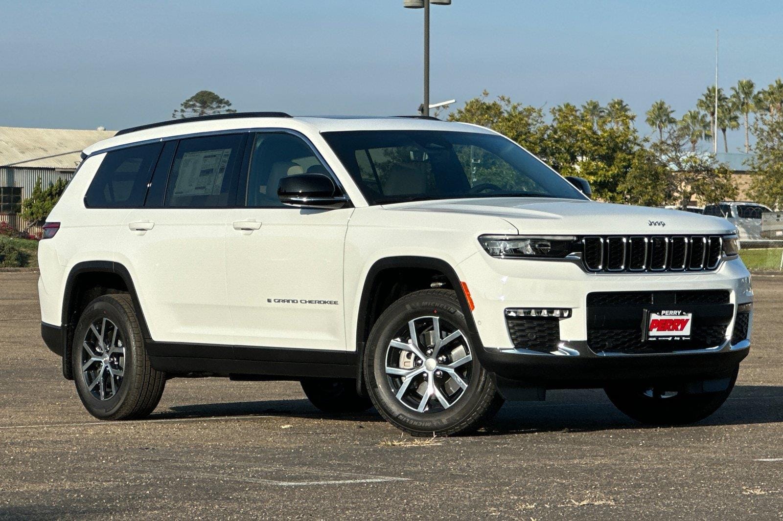 2025 Jeep Grand Cherokee L Limited's photo