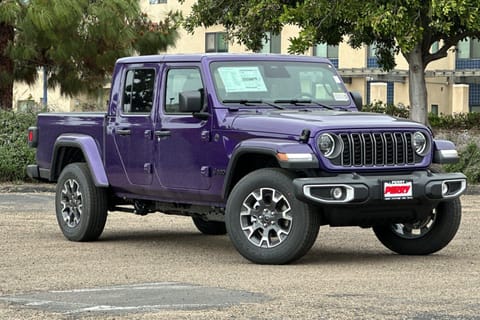 1 image of 2026 Jeep Gladiator Sahara