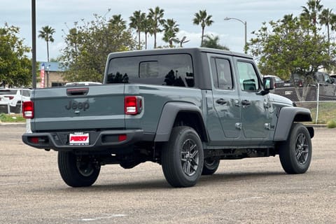 2026 Jeep Gladiator Sport S