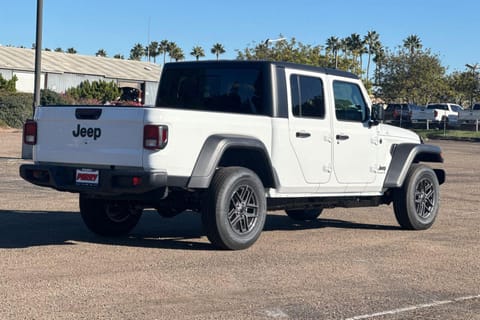 2026 Jeep Gladiator Sport S
