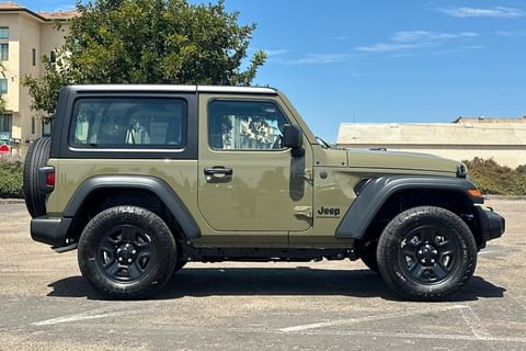 2025 Jeep Wrangler Sport