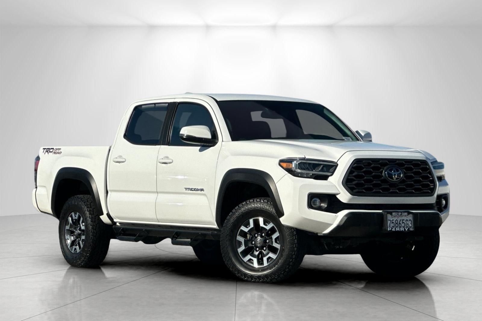 2022 Toyota Tacoma TRD Off Road's photo