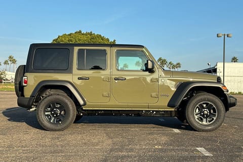 2026 Jeep Wrangler Sport