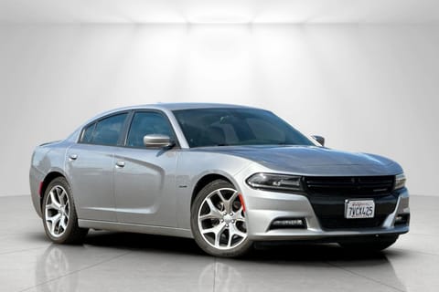 1 image of 2016 Dodge Charger R/T