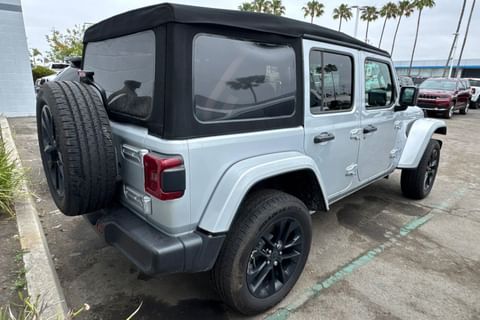 2024 Jeep Wrangler 4xe Sahara