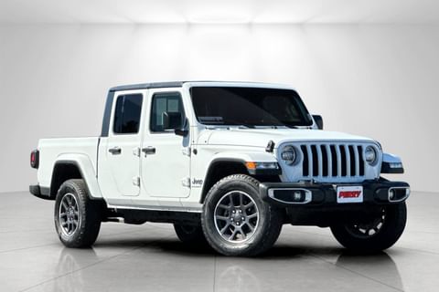 1 imagen de 2023 Jeep Gladiator Overland