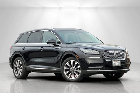 1 image of 2022 Lincoln Corsair Reserve