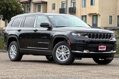 1 imagen de 2025 Jeep Grand Cherokee L Laredo