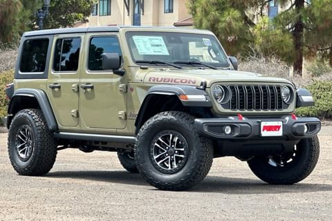 1 imagen de 2025 Jeep Wrangler Rubicon