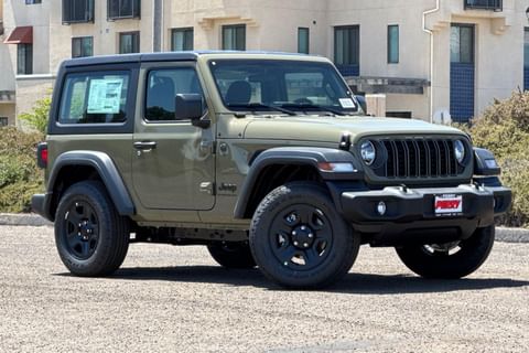 1 imagen de 2025 Jeep Wrangler Sport