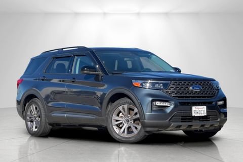 1 image of 2022 Ford Explorer XLT