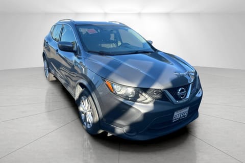 1 image of 2018 Nissan Rogue Sport SV