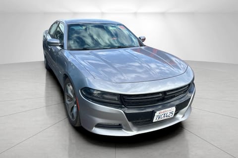 1 image of 2016 Dodge Charger R/T