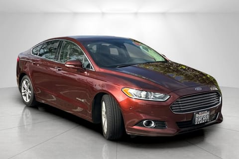 1 image of 2015 Ford Fusion Hybrid Titanium