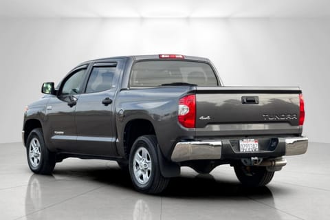 2016 Toyota Tundra Truck SR5