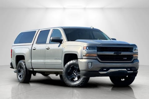 1 image of 2017 Chevrolet Silverado 1500 LT