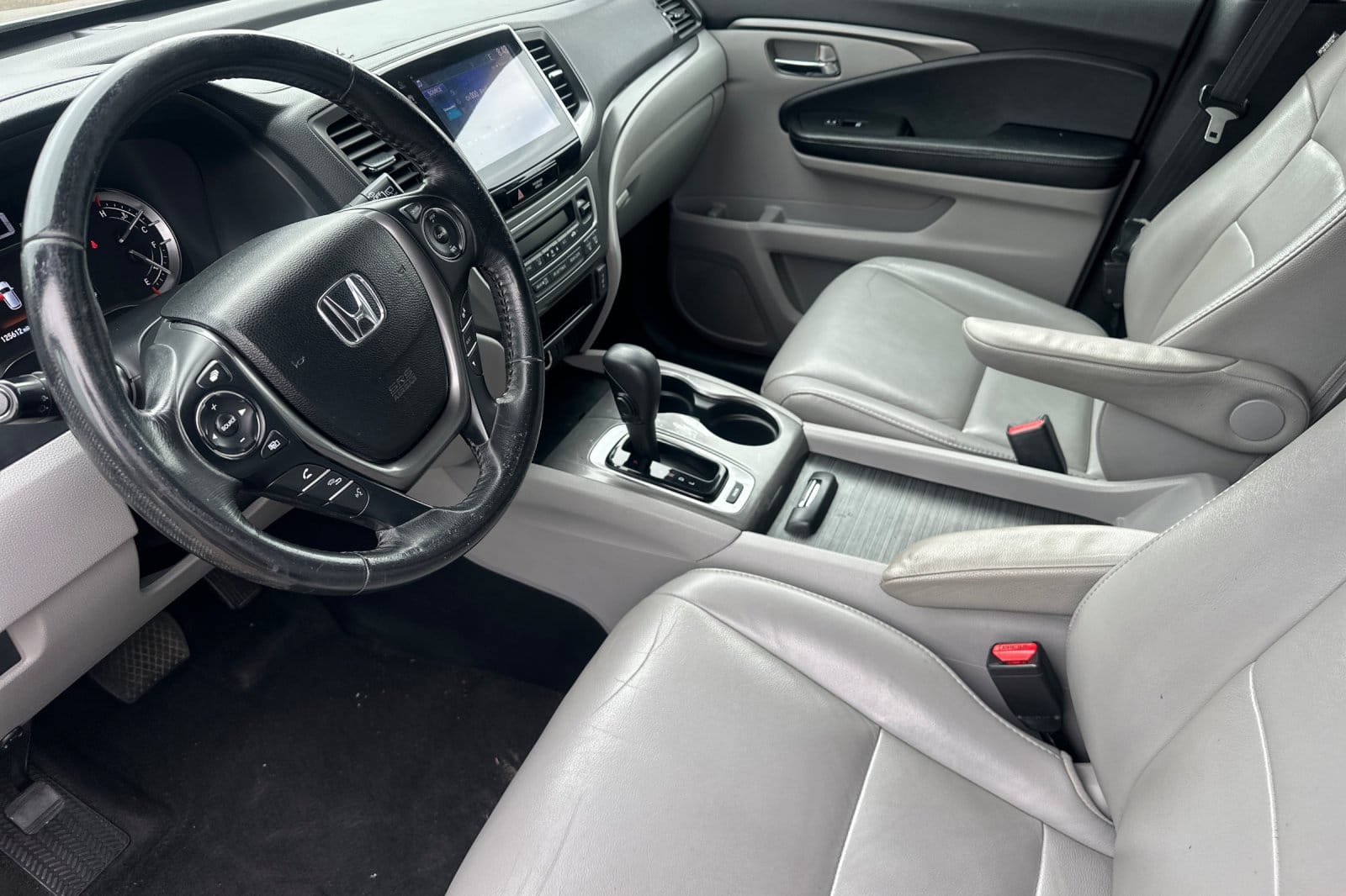 2017 Honda Pilot EX-L - Photo 9