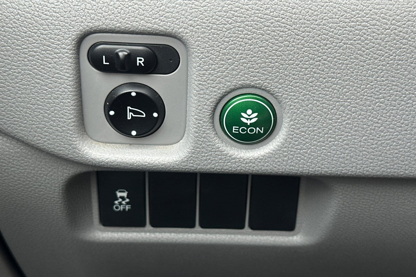 2017 Honda Pilot EX-L - Photo 31