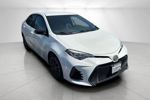 1 image of 2017 Toyota Corolla SE