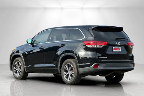 2018 Toyota Highlander LE