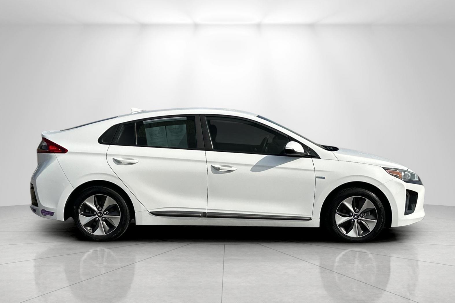Used 2019 Hyundai Ioniq Base with VIN KMHC75LH0KU044675 for sale in National City, CA