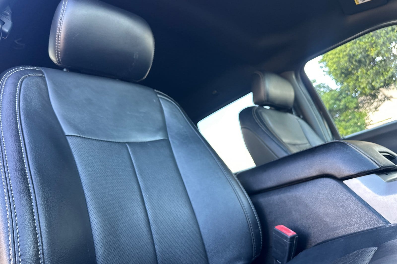 2020 Ford F-150 Lariat - Photo 17