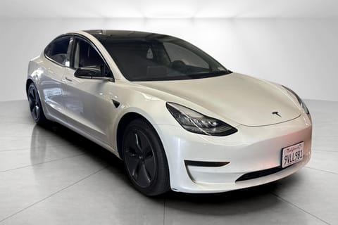 1 image of 2020 Tesla Model 3 Standard