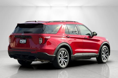 2023 Ford Explorer ST-Line