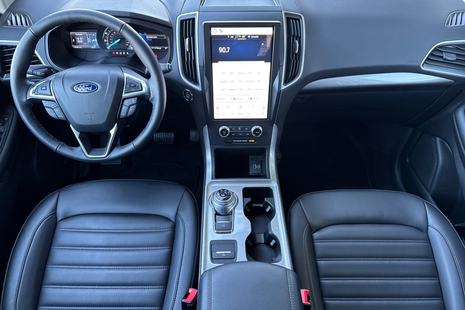 2024 Ford Edge SEL - Photo 9