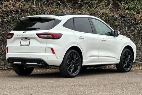2024 Ford Escape ST-Line Elite