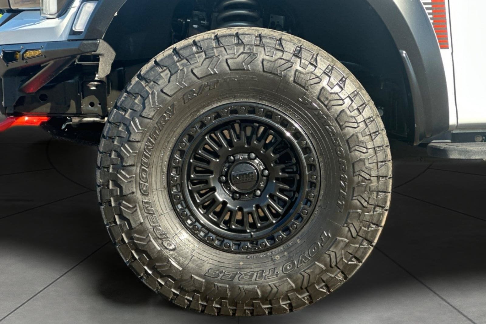 2024 Ford F-150 Raptor - Photo 33