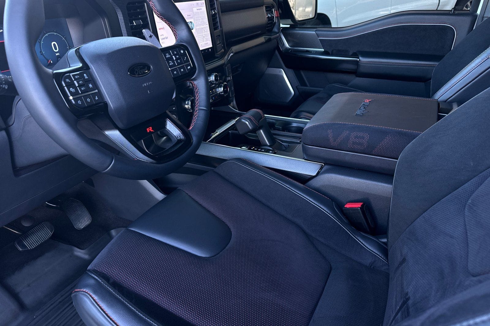 2024 Ford F-150 Raptor - Photo 9
