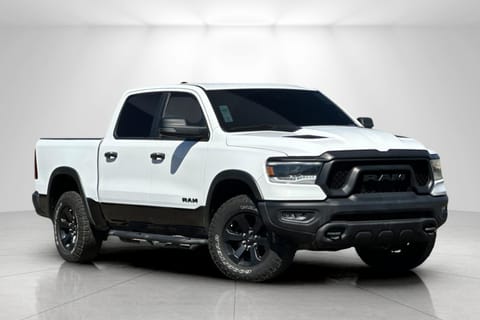 1 imagen de 2024 Ram 1500 Rebel