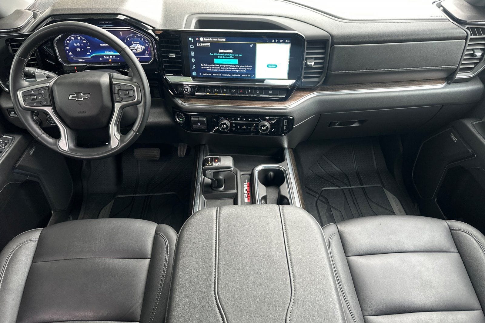 2025 Chevrolet Silverado 1500 LT Trail Boss - Photo 14